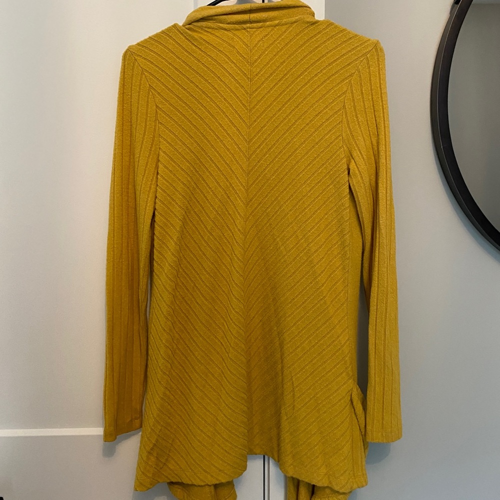 Altar’d State Cardigan - Picture 2 of 2